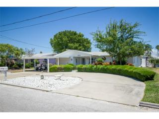 13620 Allyn Dr, Port Richey, FL 34667-1506