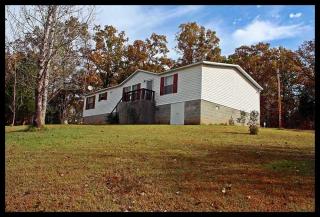 627 Ironwood Dr, Saulsbury, TN 38067-6439