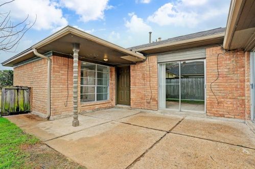 10428 Belfast Rd, Morgans Point TX  77571-4208 exterior