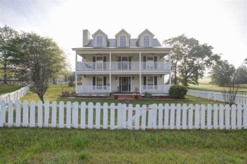 6646 Angus Ln, Molino, FL 32577-4926
