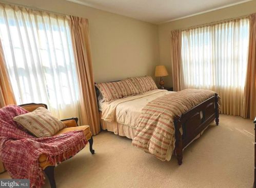 100 Bolton Ct, Prospectville PA exterior