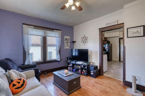 416 Mill St, Horicon, WI 53032-1447