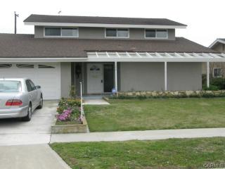 5282 Loyola Ave, Westminster, CA 92683-2725