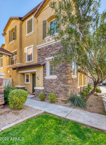 918 Aspen Way, Gilbert, AZ 85233-3612