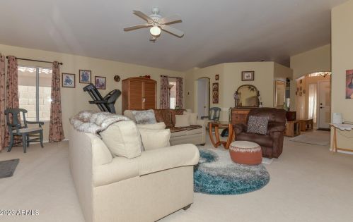 6220 Pontiac Dr, Glendale, AZ 85308-6786