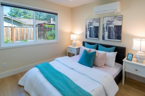 1466 Hollenbeck Ave, Sunnyvale CA  94087-4238 exterior