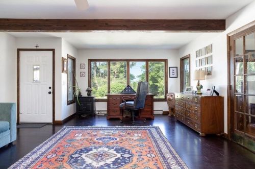 107 Haskins Ave, Tiverton RI  02878-2011 exterior