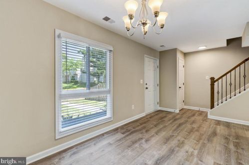 601 Clearwater Ct, Herndon VA  20170-4125 exterior