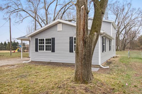 14680 Day Rd, Mishawaka IN  46545-4302 exterior