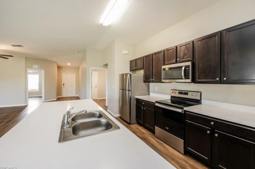 1144 19th Pl, Cape Coral, FL 33993-5958