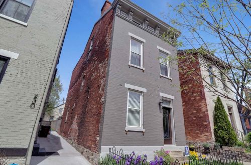 228 Berry St, Covington, KY 41011-3010