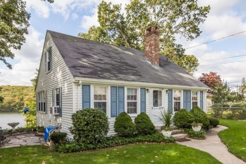 17 Oswegatchie Rd, Waterford, CT 06385-1115