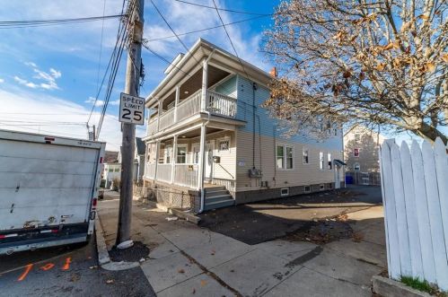 539 Union Ave, Providence, RI 02909-4809