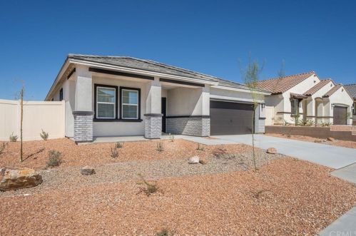 16811 Ukiah St, Victorville, CA 92394-1487