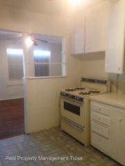 1728 Atlanta Pl, Tulsa OK  74104-5132 exterior