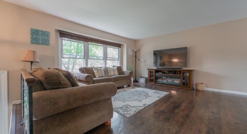 633 Laurel Dr, Dyer IN  46311-2231 exterior