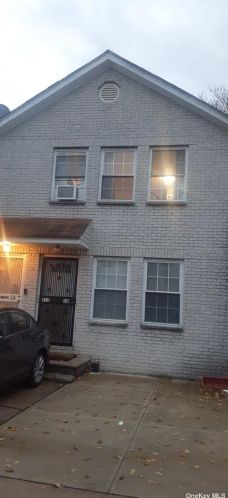 215-12 102nd Ave, Jamaica, NY 11429-2026