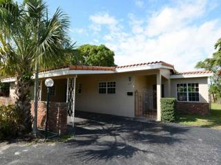 14530 Garden Dr, Miami, FL 33168-4921