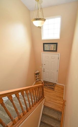 4497 Kidwell Ln, Covington, KY 41017-9221
