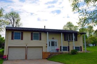 1606 Marcella Heights Dr, Roselle, IA 51401-1617