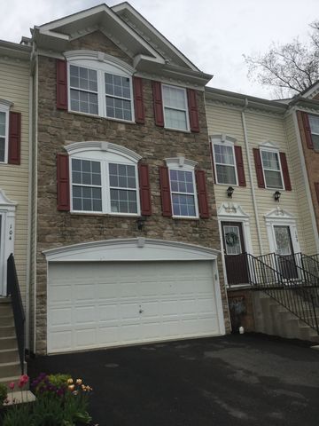 102 Rylie Dr, Harmony, PA 16037-7764