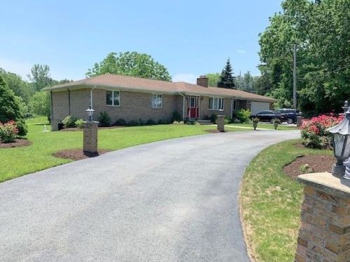 180 Borden Ave, Providence, RI 02919-7103