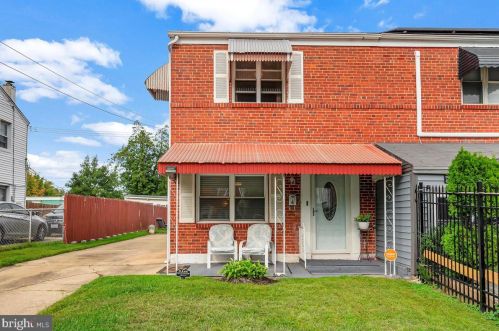 4 Ryan Ave, New Castle, DE 19720-1326