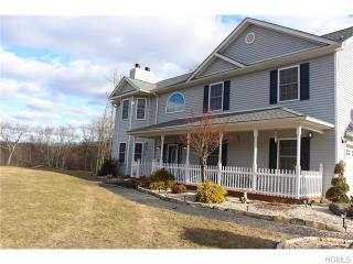 14 Dot Calm Dr, Otisville, NY 10963-2917
