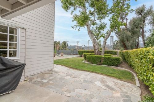 28565 Vallejo Ave, Temecula CA  92592-2316 exterior