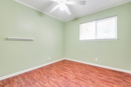 525 Salem Dr, Richardson TX  75080-3352 exterior