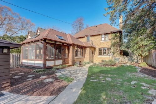 5347 Berkeley Blvd, Milwaukee WI 53217-5138 exterior