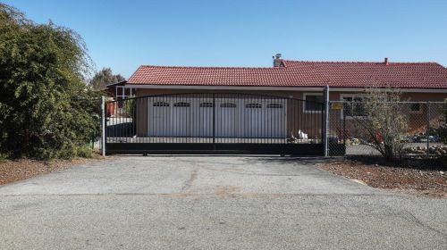 10200 Jean Ellen Ct, Gilroy, CA 95020-9442