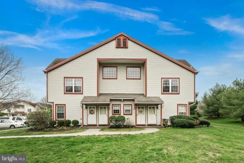 352 Andover Pl, Trenton, NJ 08691-3439