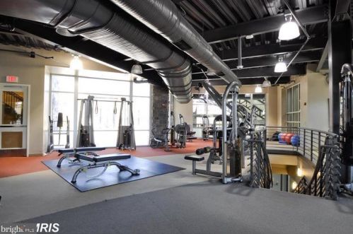 14800 Potomac Branch Dr, Woodbridge VA  22191-4056 exterior