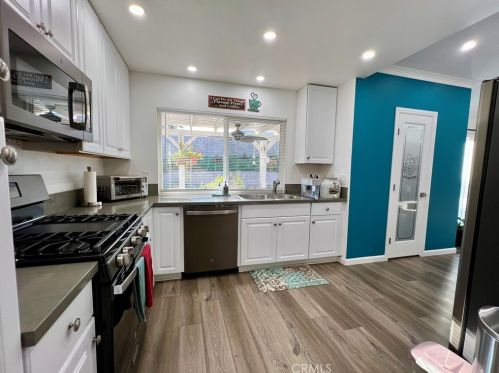26873 Cuatro Milpas St, Santa Clarita CA  91354-2332 exterior