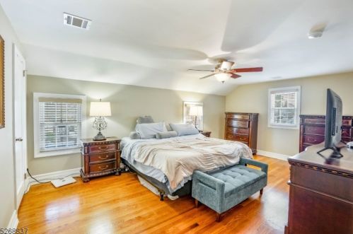 31 Wendell Pl, Clark NJ  07066-2324 exterior