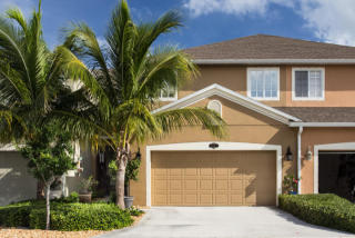 3441 Titanic Cir, Melbourne, FL 32903-1871