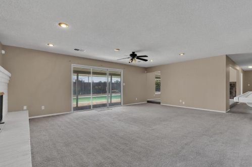 945 Madison Ave, Los Banos CA 93635-4820 exterior