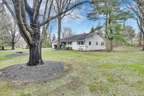 384 New Vernon Rd, Middletown NY  10940-7535 exterior