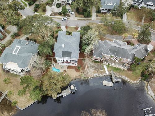 3540 Henrietta Hartford Rd, Mount Pleasant SC  29466-7003 exterior
