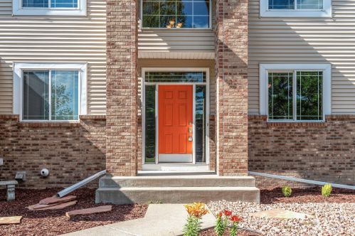 5558 126th St, Lino Lakes, MN 55038-8004