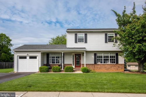 213 Ewe Rd, Navy Sup Dpt, PA 17055-4875
