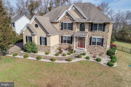 56 Beacon Hill Dr, Dover, DE 19904-1558