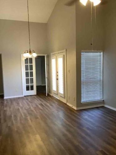 415 Justice St, Cedar Hill TX  75104-9081 exterior