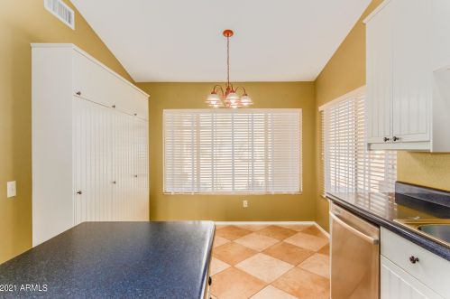 17410 86 Ave, Peoria AZ  85383-3684 exterior