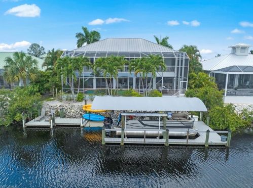 27081 Flamingo Dr, Bonita Springs, FL 34135-4453