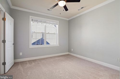 16143 Jordan Crest Ct, Haymarket VA  20169-4943 exterior