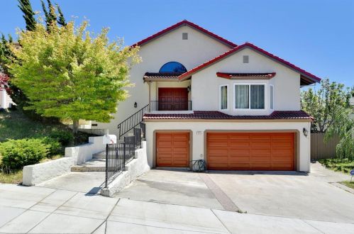 715 Alquire Pkwy, Hayward, CA 94544-6745