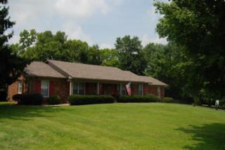 3185 Rolling Hills Ct, Lexington, KY 40516-9640