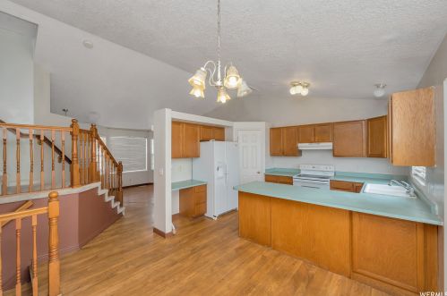 4589 Glasmann Way, Ogden, UT 84403-3083